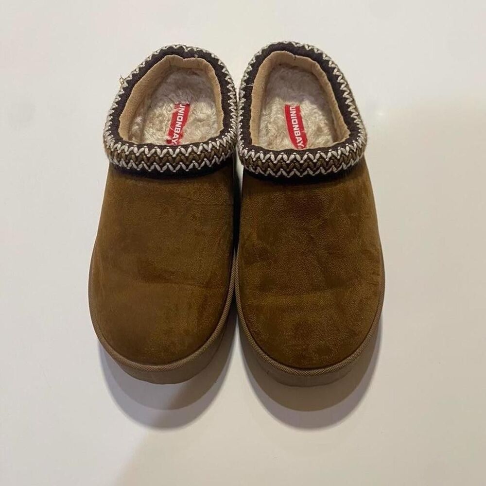 Union-bay Women's Brown and Tan Slippers